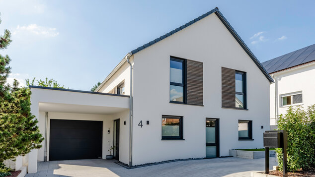 Außenansicht von Haus Lehringer: Straßensicht